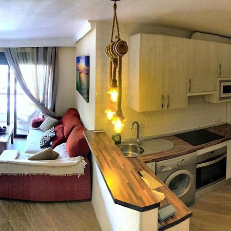 Coqueto Apartamento En Puerto Marina Con Piscina Benalmádena Exteriér fotografie
