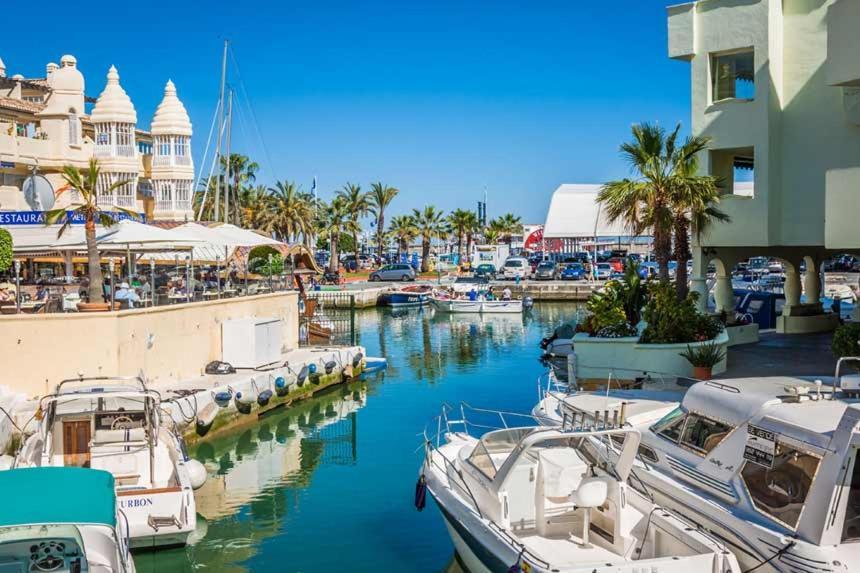 Coqueto Apartamento En Puerto Marina Con Piscina Benalmádena Exteriér fotografie