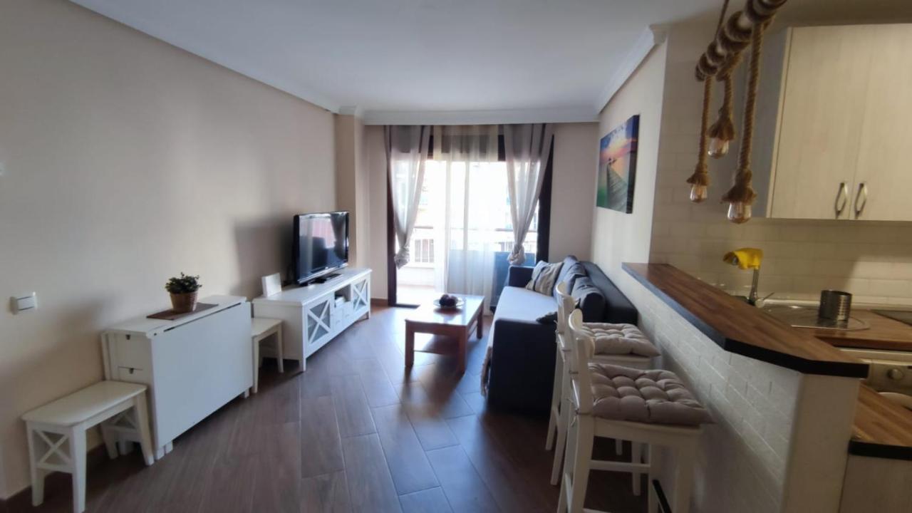 Coqueto Apartamento En Puerto Marina Con Piscina Benalmádena Exteriér fotografie